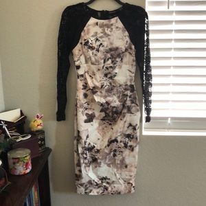 Flower print and lace dress